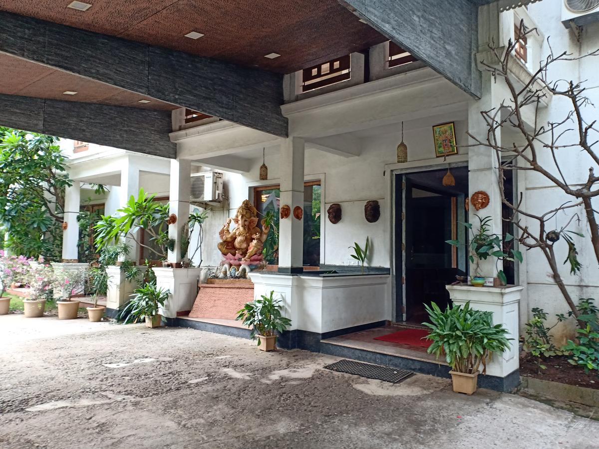 Mystica Resort Lonavala Ngoại thất bức ảnh